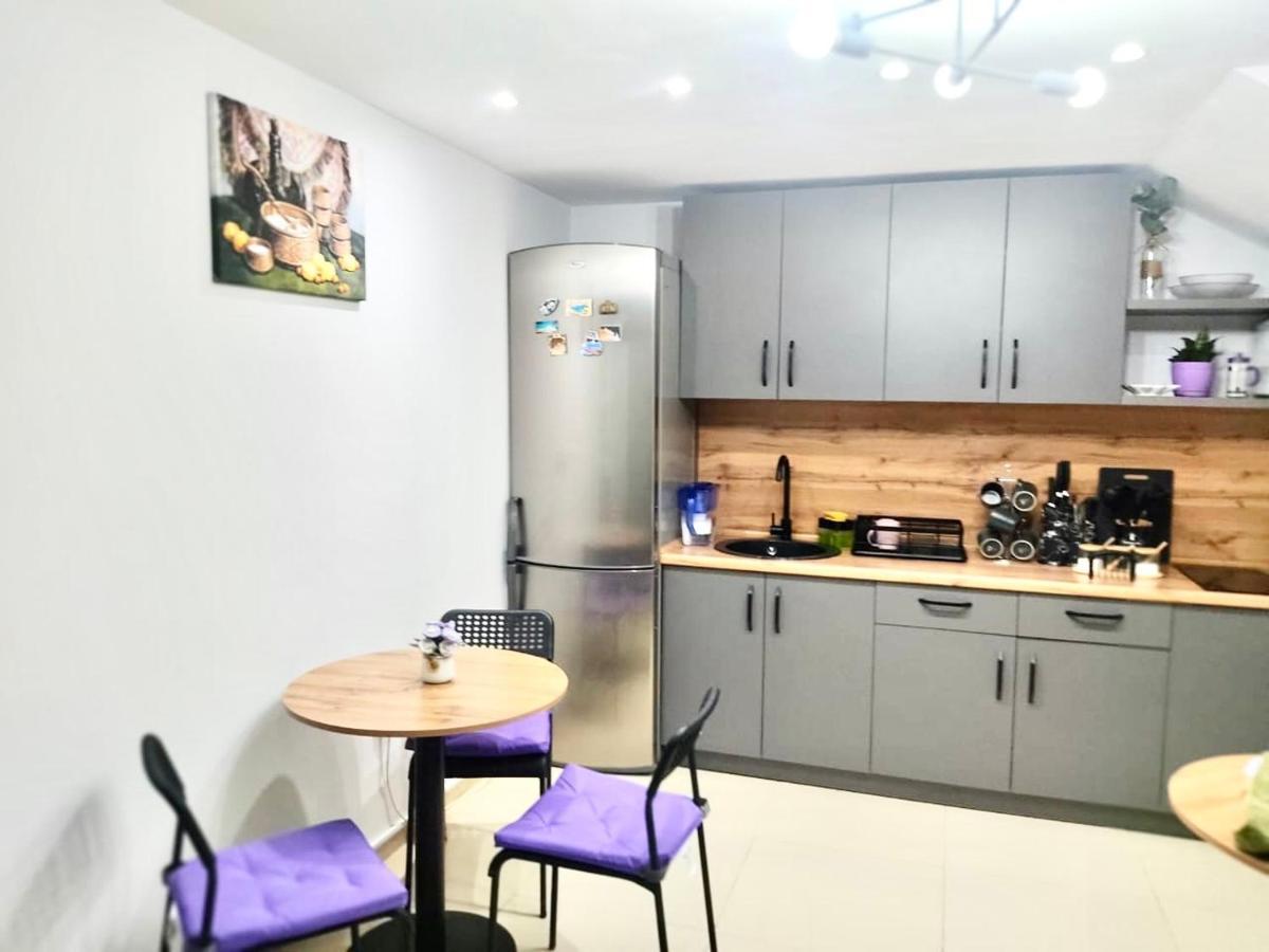 Like Home Hostel Na Timiryazeva 阿拉木图 外观 照片